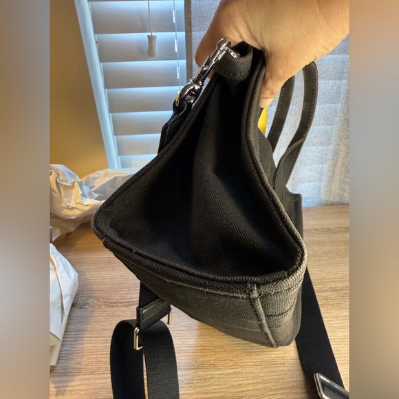 Marc Jacobs Black small Tote Bag - Picture 8 of 10